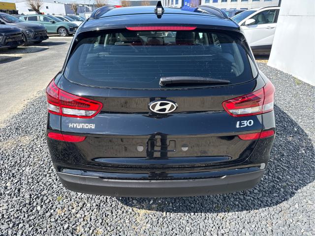 Hyundai / i30 / Grau /  /  / 