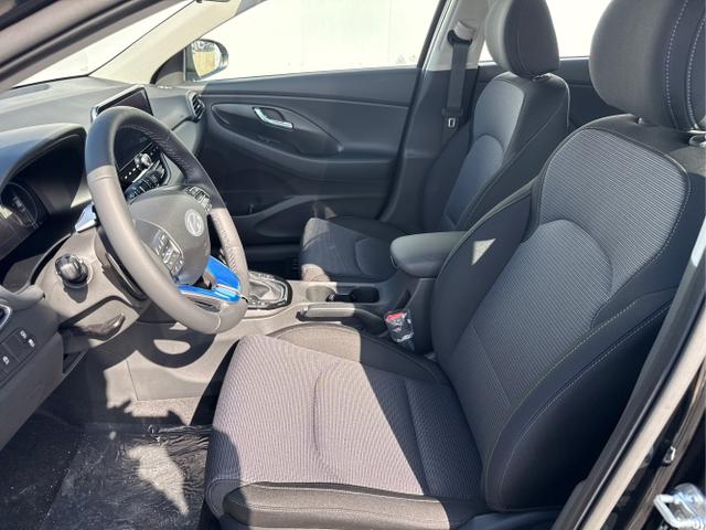 Hyundai / i30 / Grau /  /  / 