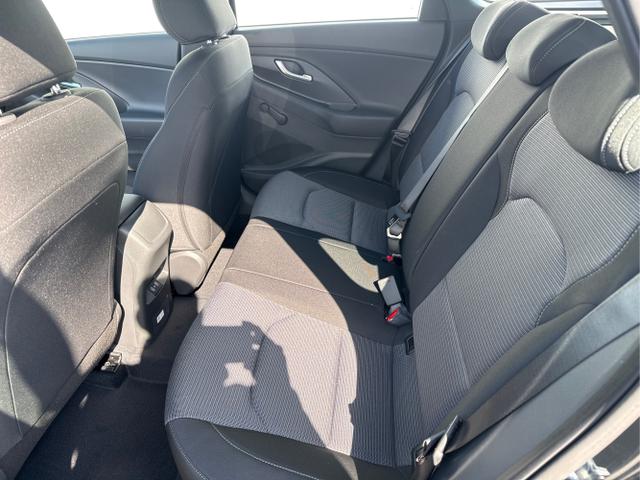 Hyundai / i30 / Grau /  /  / 