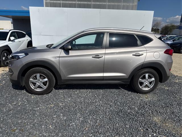 Hyundai / TUCSON / Grau /  /  / 