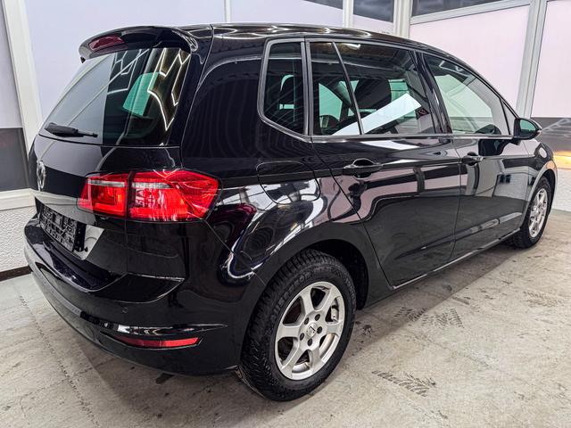 Volkswagen Golf Sportsvan VII TRENDLINE SHZ PDC v+h RADIO KLIMA EL.PAKET 