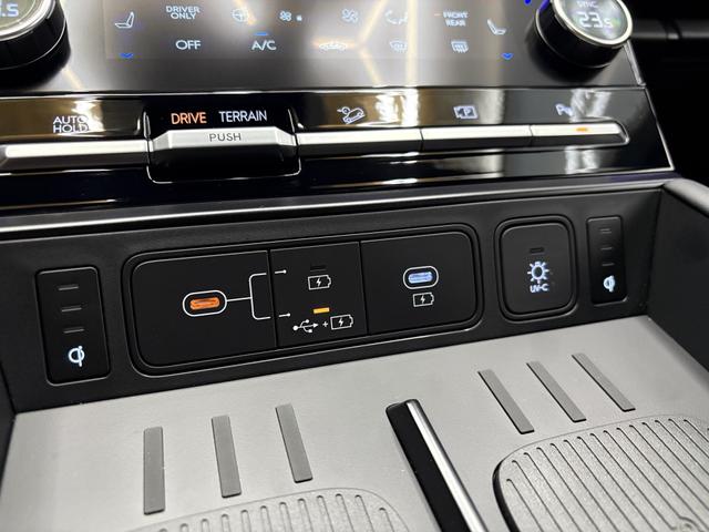 Hyundai SANTA FE NEU IMPRESSION HEV 7 SITZER CALLIGRAPHY PANO DIG.KEY 