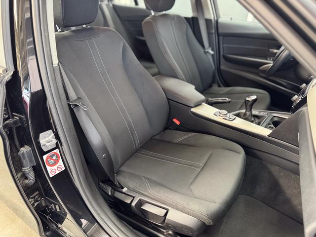 BMW 3er Touring ADVANTAGE 318d NAVI EL.HECKKLAPPE LED SHZ 