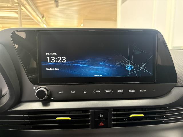 Hyundai i20 COMFORT BLACK PACK KLIMAAUTOMATIK NAVI WP 