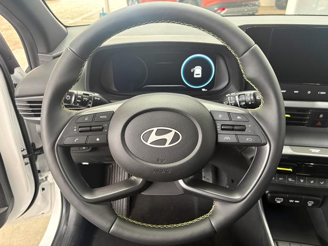 Hyundai i20 COMFORT BLACK PACK KLIMAAUTOMATIK NAVI WP 