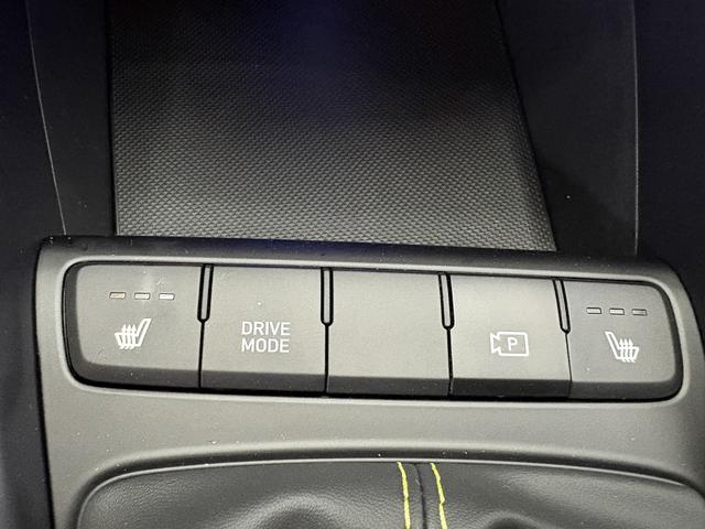 Hyundai i20 COMFORT BLACK PACK KLIMAAUTOMATIK NAVI WP 