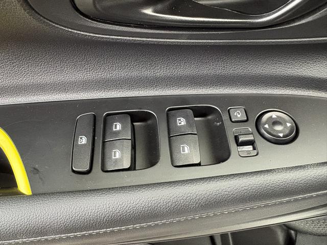 Hyundai i20 COMFORT BLACK PACK KLIMAAUTOMATIK NAVI WP 