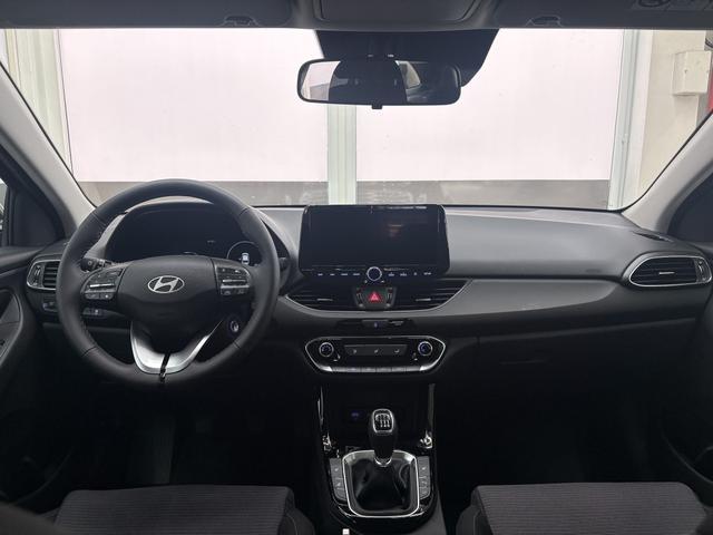Hyundai i30 Kombi STYLE NAVI WP ALU LED RFK PDC 