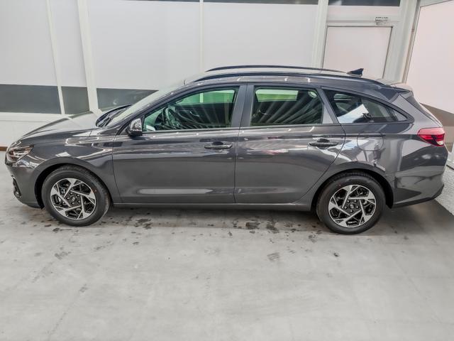 Hyundai i30 Kombi STYLE NAVI WP ALU LED RFK PDC 