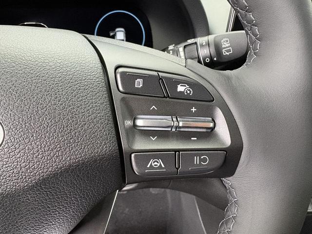 Hyundai i30 Kombi STYLE NAVI WP ALU LED RFK PDC 