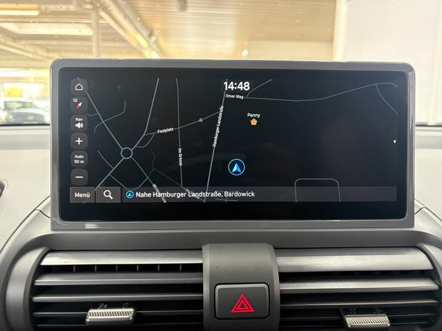 Hyundai Inster STYLE CROSS 49kWh LED SHZ NAVI PDC v+h RFK ACC 