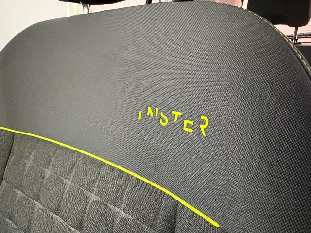 Hyundai Inster STYLE CROSS 49kWh LED SHZ NAVI PDC v+h RFK ACC 