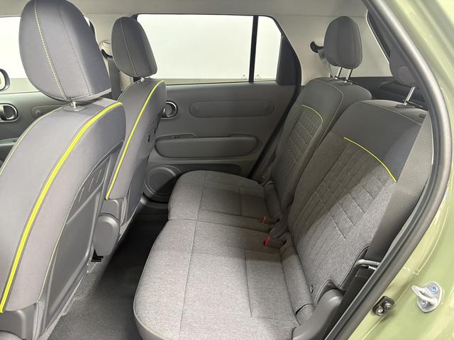 Hyundai Inster STYLE CROSS 49kWh LED SHZ NAVI PDC v+h RFK ACC 