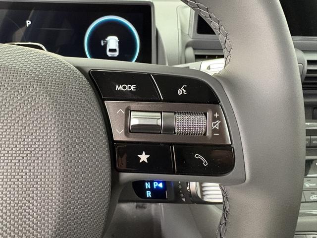 Hyundai Inster STYLE CROSS 49kWh LED SHZ NAVI PDC v+h RFK ACC 