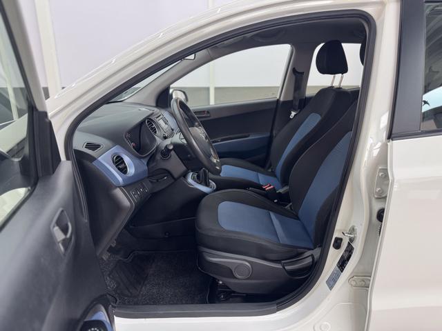 Hyundai i10 1.0 FIFA WORLD CUP EDITION SHZ ALU RADIO KLIMA EL.PAKET 
