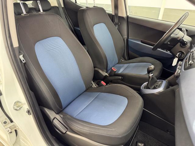 Hyundai i10 1.0 FIFA WORLD CUP EDITION SHZ ALU RADIO KLIMA EL.PAKET 