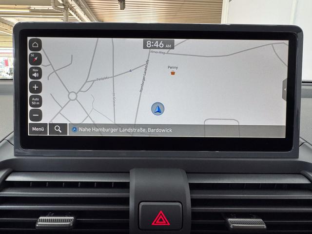 Hyundai Inster IMPRESSION CROSS 49kWh PANO 220V DIG.KEY SHZ 360 BCA ACC NAVI RFK LED 