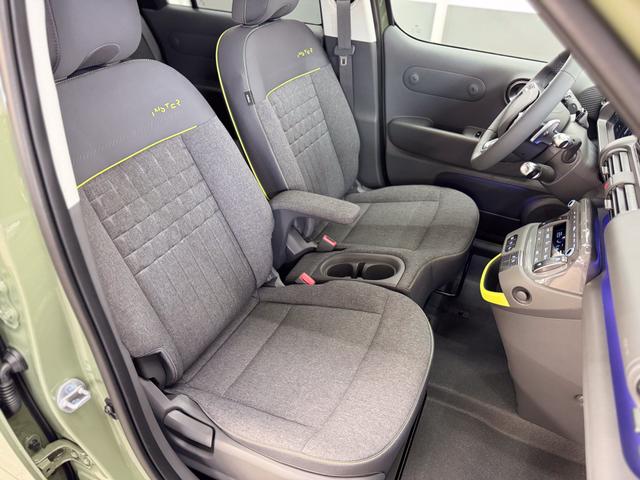 Hyundai Inster IMPRESSION CROSS 49kWh PANO 220V DIG.KEY SHZ 360 BCA ACC NAVI RFK LED 