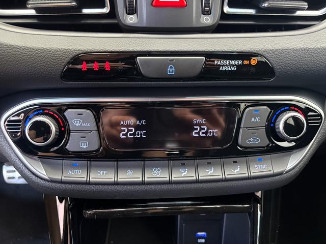 Hyundai i30 Kombi PREMIUM DCT N-LINE SHZ NAVI RFK 