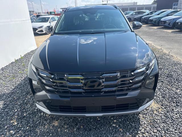 Hyundai / TUCSON / Grau / / / 