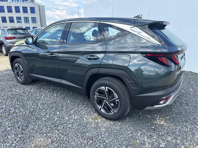 Hyundai / TUCSON / Grau / / / 