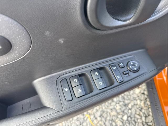 Hyundai / Inster / Grau / / / 