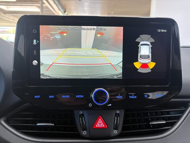 Hyundai i30 Kombi STYLE NAVI WP ALU LED RFK PDC 