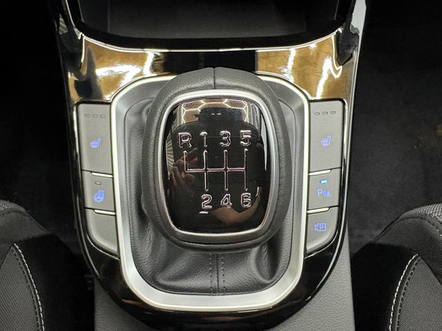 Hyundai i30 Kombi STYLE NAVI WP ALU LED RFK PDC 