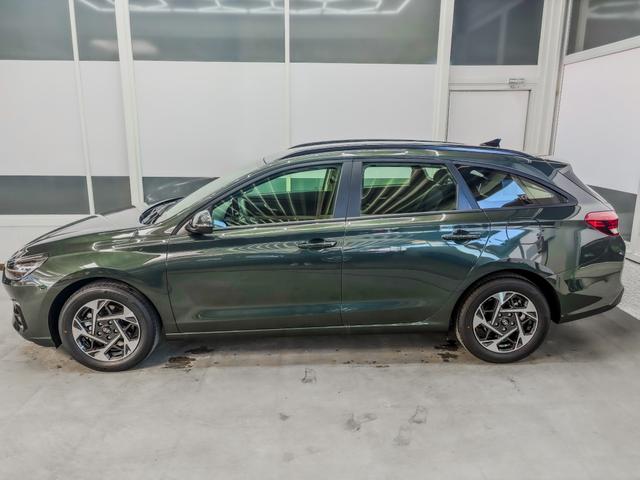 Hyundai i30 Kombi STYLE NAVI WP ALU LED RFK PDC 