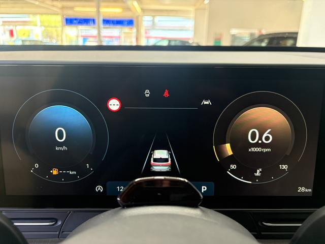 Hyundai KONA PREMIUM PLUS DCT NAVI RFK PDC SMART KEY SHZ 