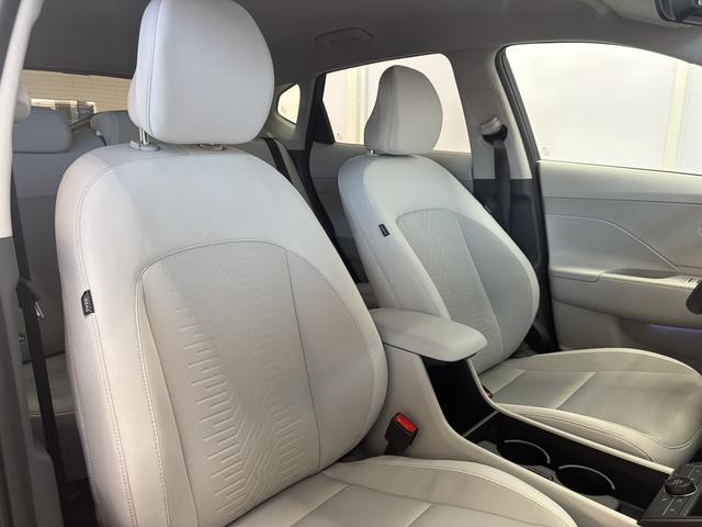 Hyundai KONA PREMIUM PLUS DCT NAVI RFK PDC SMART KEY SHZ 