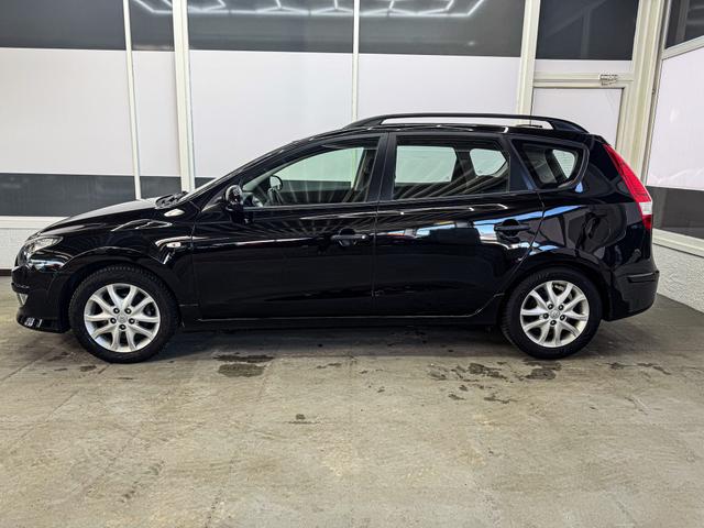 Hyundai i30 Kombi EUROPE PLUS AHK RADIO KLIMAAUTOMATIK TEMPOMAT NSW EL.PAKET 