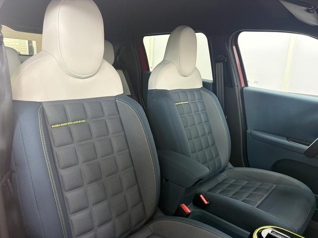 Fiat Panda La Prima AUT SHZ NAVI PDC v+h RFK 