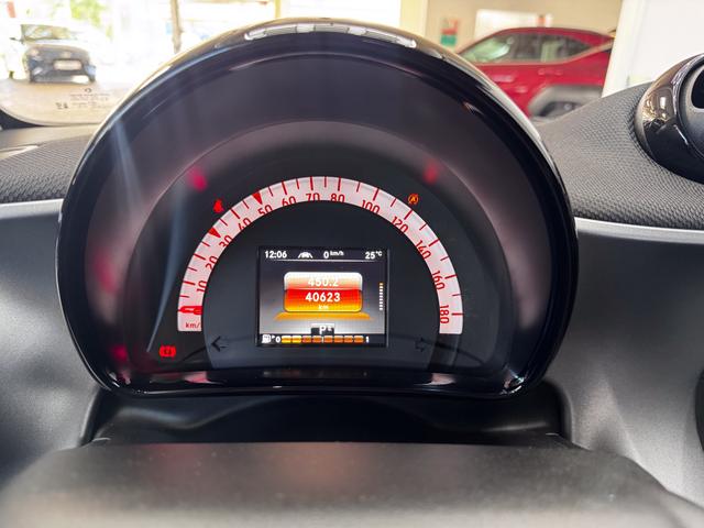 Smart fortwo PRIME DCT SHZ LEDER KLIMAAUTOMATIK TEMPOMAT 