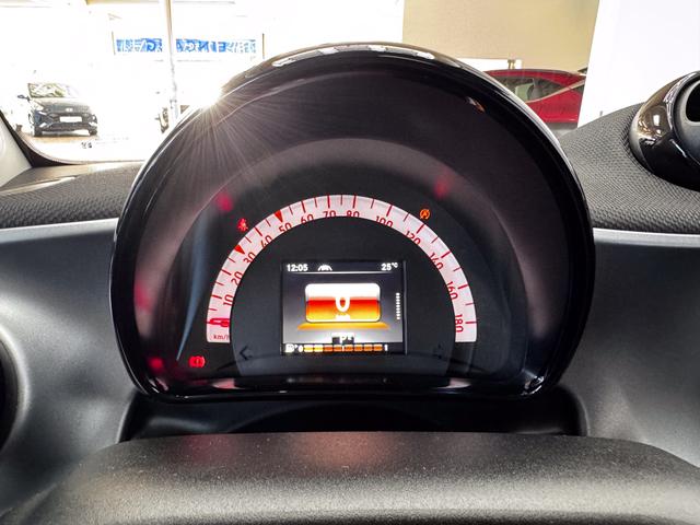 Smart fortwo PRIME DCT SHZ LEDER KLIMAAUTOMATIK TEMPOMAT 