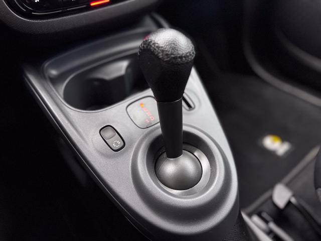 Smart fortwo PRIME DCT SHZ LEDER KLIMAAUTOMATIK TEMPOMAT 