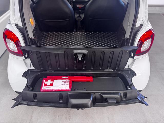 Smart fortwo PRIME DCT SHZ LEDER KLIMAAUTOMATIK TEMPOMAT 