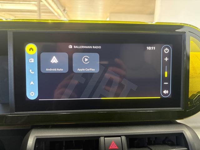 Fiat Panda La Prima AUT SHZ NAVI PDC v+h RFK 