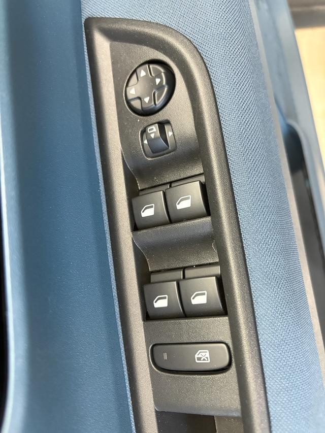 Fiat Panda La Prima AUT SHZ NAVI PDC v+h RFK 