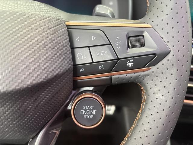 Cupra Leon 1.5 eTSI DSG NAVI MATRIX INTELLIGENT DRIVE KEYLESS SHZ RFK 