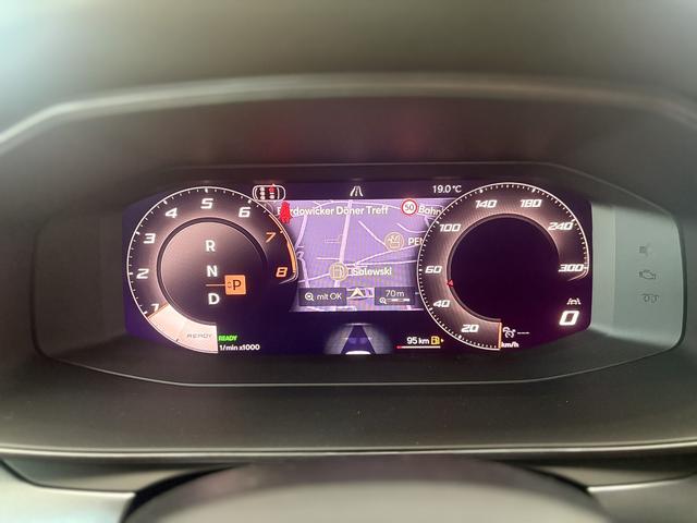 Cupra Leon 1.5 eTSI DSG NAVI MATRIX INTELLIGENT DRIVE KEYLESS SHZ RFK 