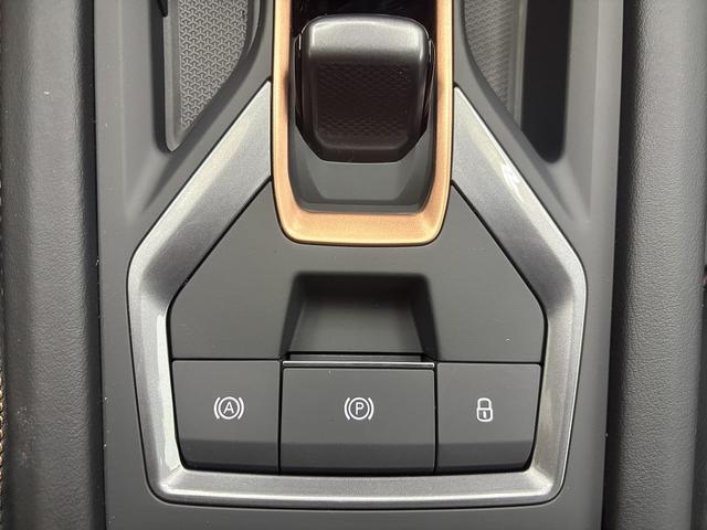 Cupra Leon 1.5 eTSI DSG NAVI MATRIX INTELLIGENT DRIVE KEYLESS SHZ RFK 