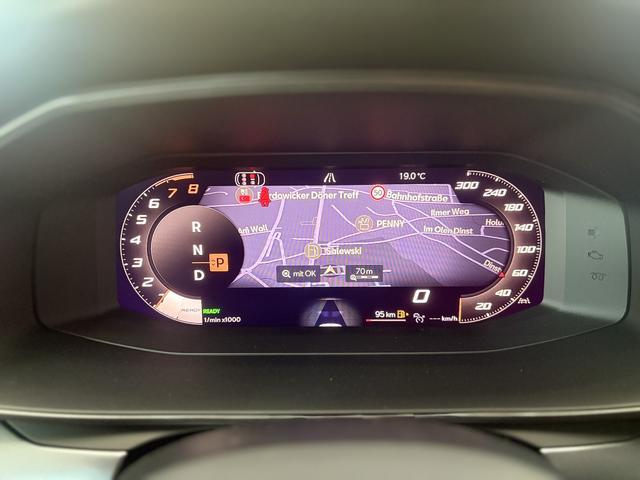Cupra Leon 1.5 eTSI DSG NAVI MATRIX INTELLIGENT DRIVE KEYLESS SHZ RFK 