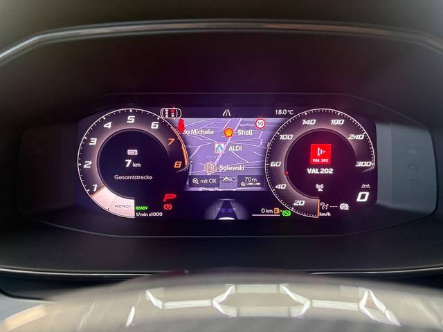 Cupra Leon Sportstourer - 1.5 eTSI DSG AHK MATRIX INTELLIGENT DRIVE KEYLESS RFK ACC PDC SHZ