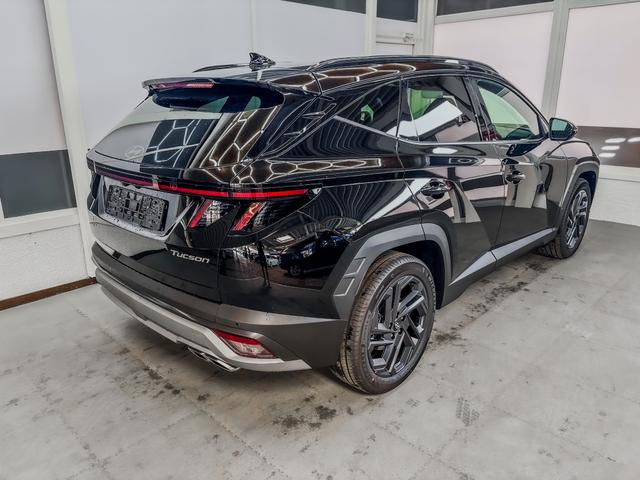 Hyundai TUCSON Premium DCT BLACK LINE PANO ACC 