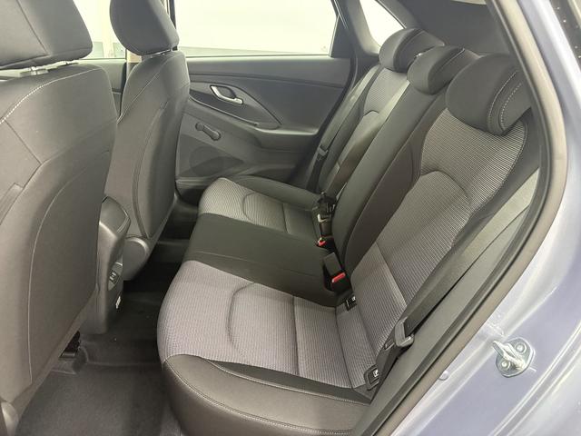 Hyundai i30 STYLE NAVI WP ALU LED RFK PDC 