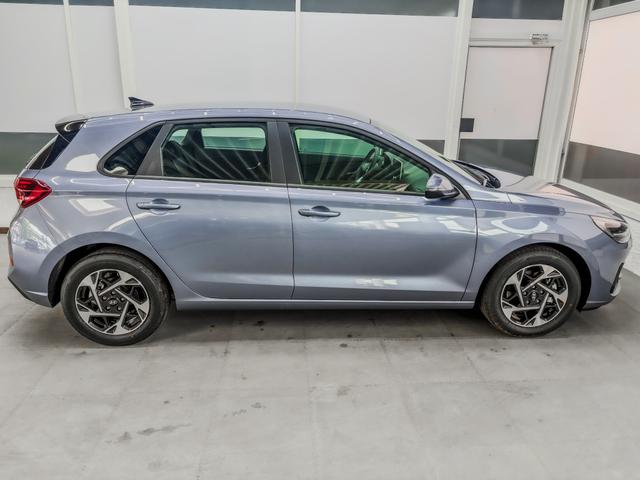 Hyundai i30 STYLE NAVI WP ALU LED RFK PDC 