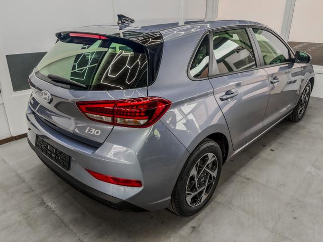 Hyundai i30 STYLE NAVI WP ALU LED RFK PDC 