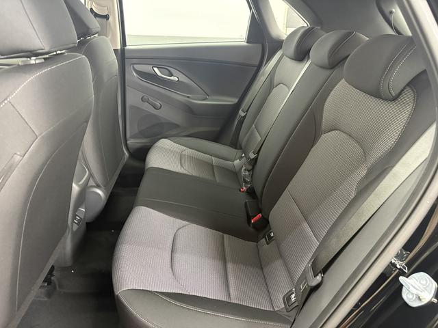 Hyundai i30 STYLE NAVI WP ALU LED RFK PDC 