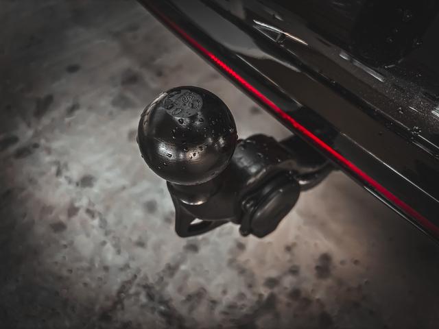 Skoda Octavia RS Combi 2.0 TSI DSG AHK PANO SHZ MATRIX NAVI RFK 